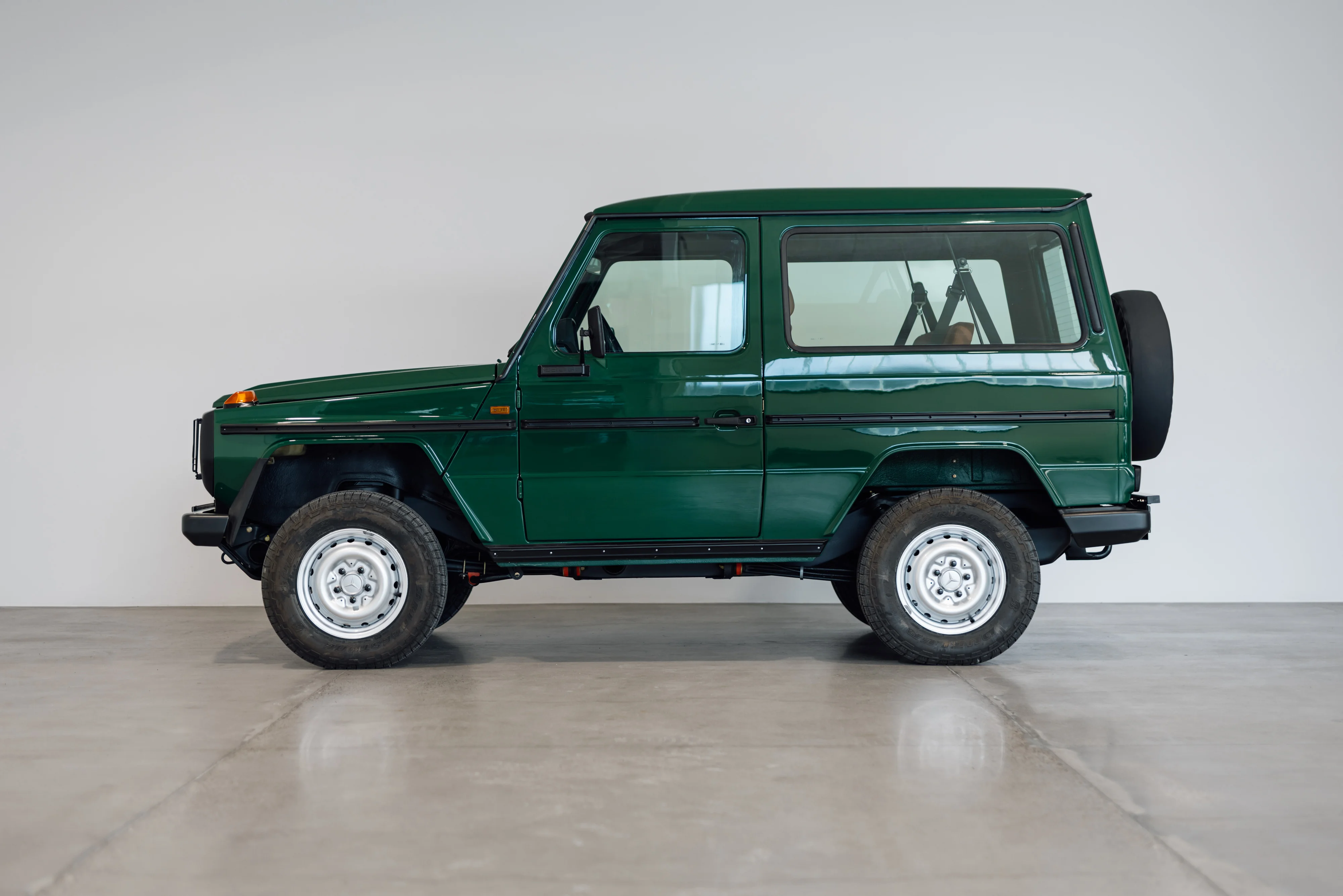 Mercedes-Benz 280 GE